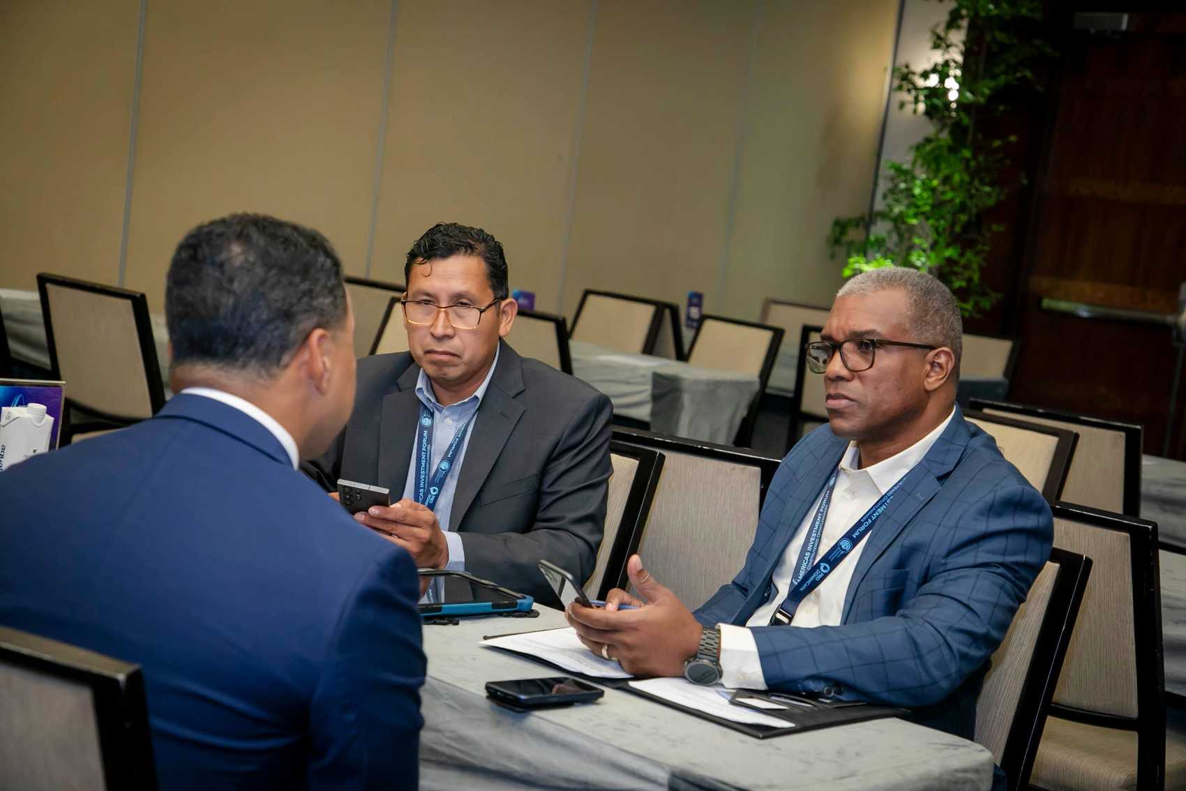 AIF_B2B-Meeting-1-scaled